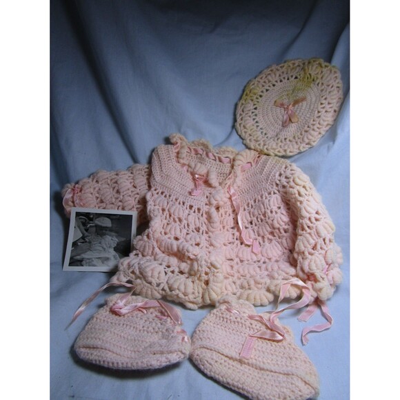 Vintage Pink Crocheted Baby  Outfit-Sweater-Booties-Beret/Handmade - Picture 2 of 5